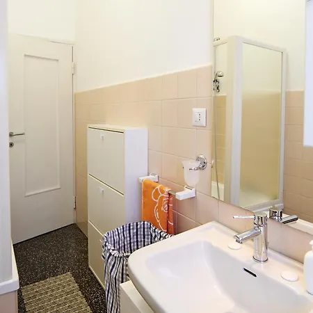 Appartamento Vecchia Intra - Two-room In The Center For 4 People